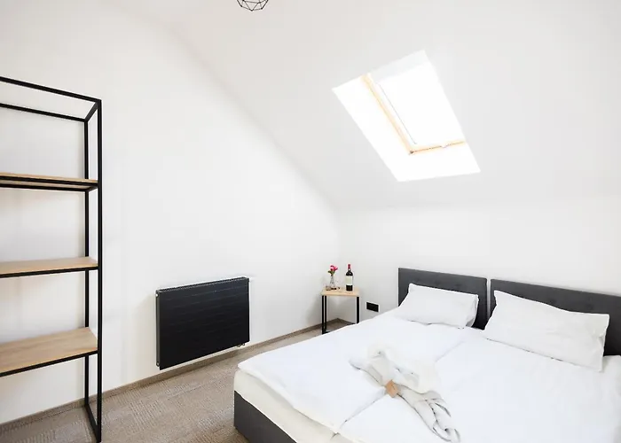 Folwark Matecznik - Spichlerz Hotel